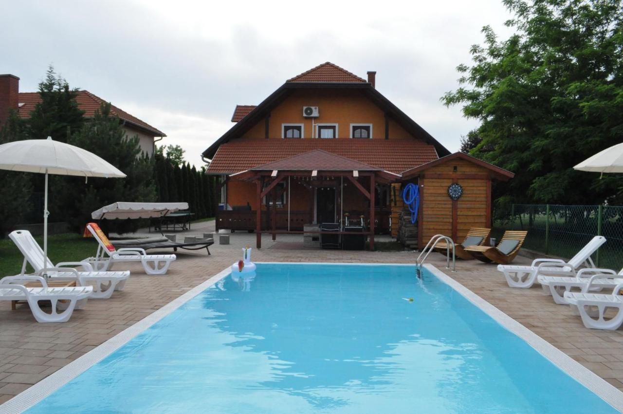 Lifestyle Balaton Villa Siófok Eksteriør billede